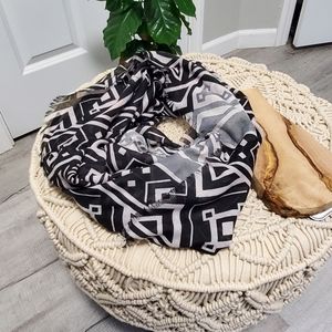 Black & White Aztec Infinity Scarf